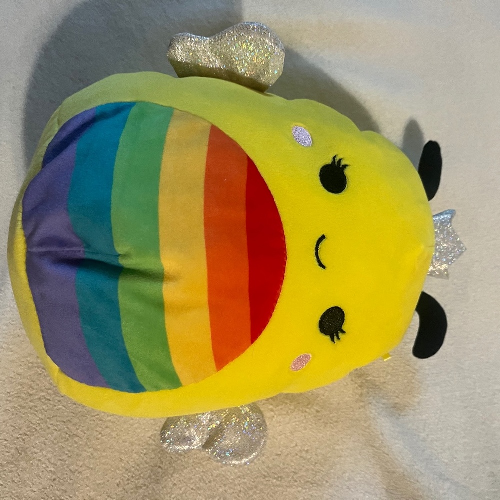 Bee Squishmallow